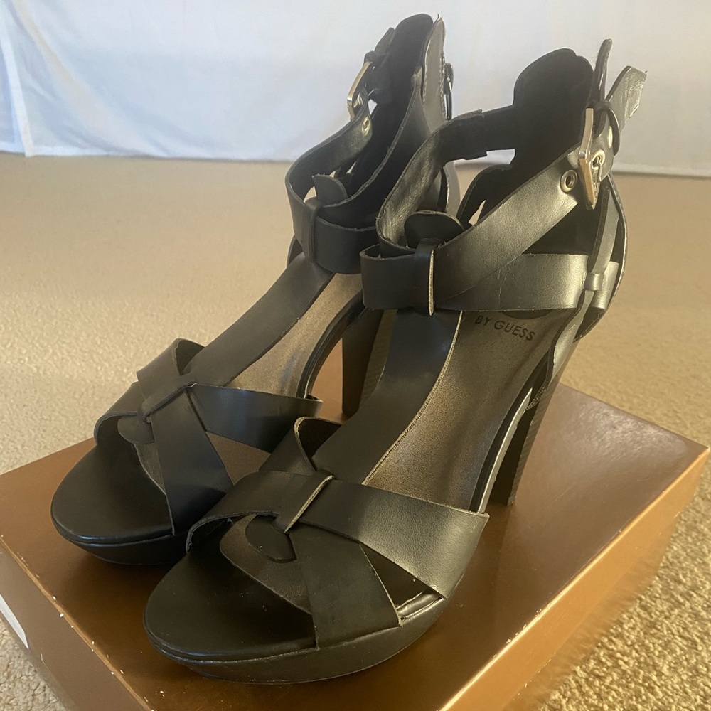 G by Guess platform heels size 9